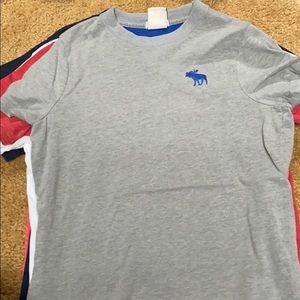 Lot of 8 boys tshirts